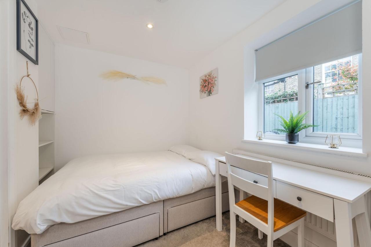 Three-Bedroom Bliss In London Town Esterno foto