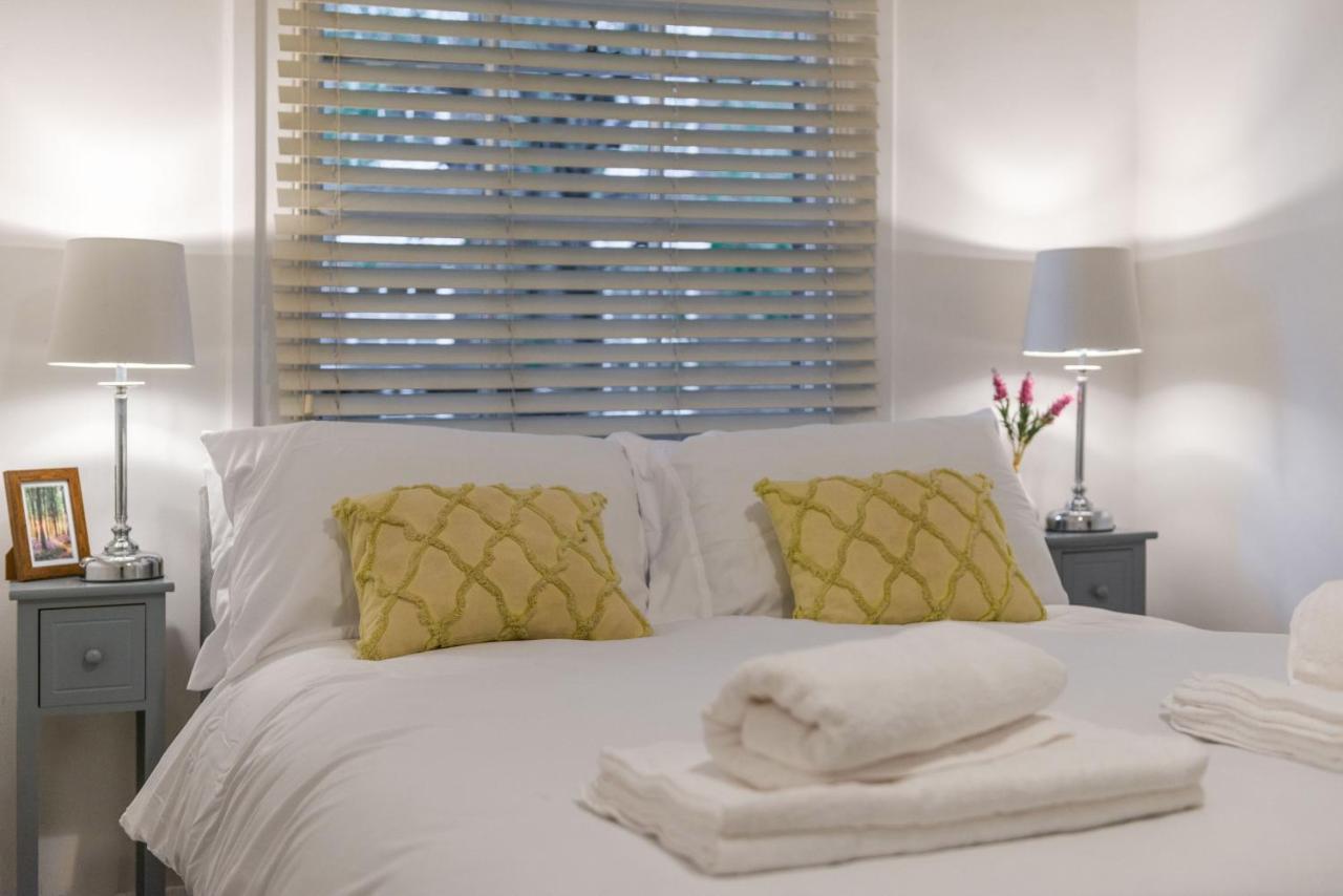 Three-Bedroom Bliss In London Town Esterno foto