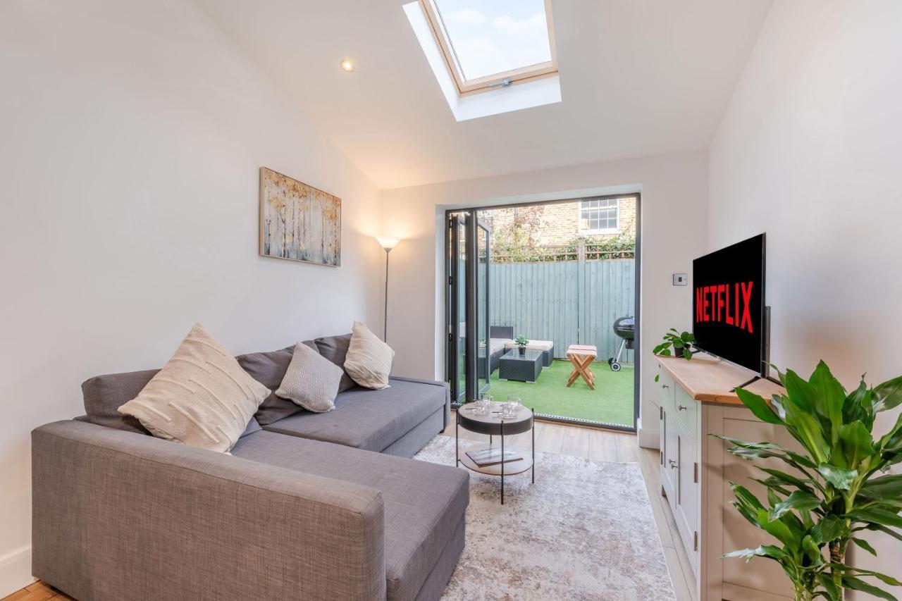 Three-Bedroom Bliss In London Town Esterno foto